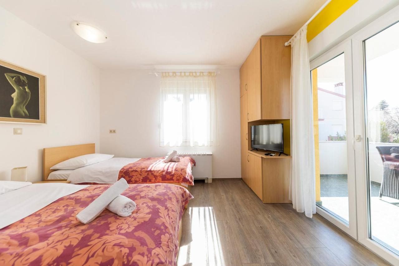 Guesthouse Villa Irena 자다르 외부 사진