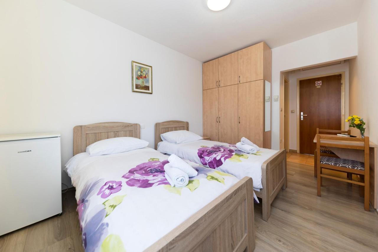 Guesthouse Villa Irena 자다르 외부 사진