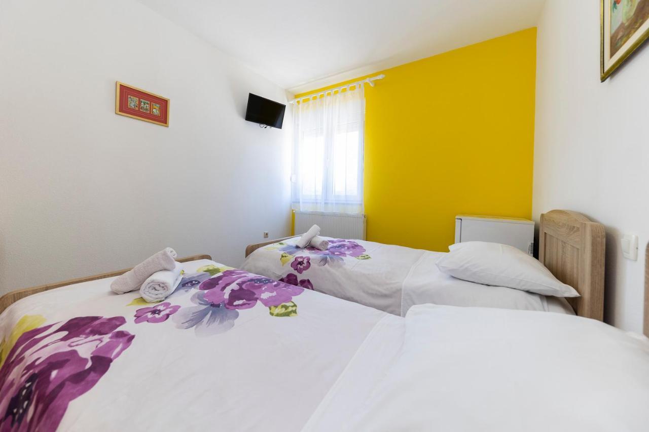 Guesthouse Villa Irena 자다르 외부 사진